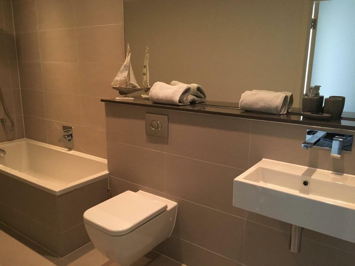 6 Ocean Gate Apartment New Quay Екстериор снимка